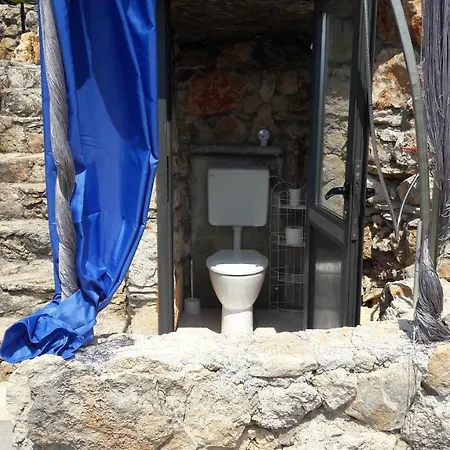 Kuca Paradise- Robinson *