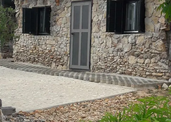 Dom wakacyjny Kuca Paradise- Robinson