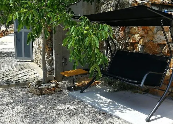 Сasa de vacaciones Kuca Paradise- Robinson