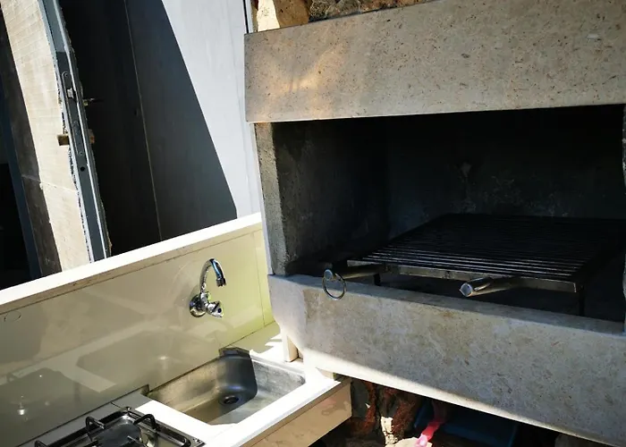 Kuca Paradise- Robinson Murter